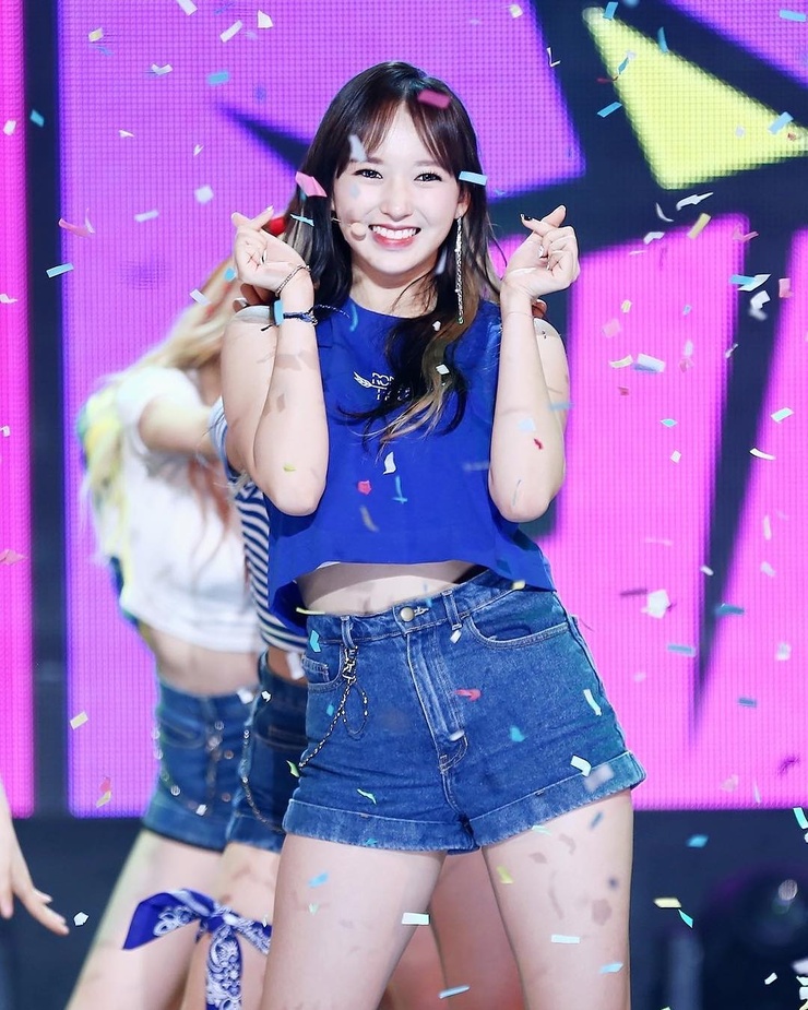 Cheng Xiao (็จ็) Cheng Xiao (็จ็)