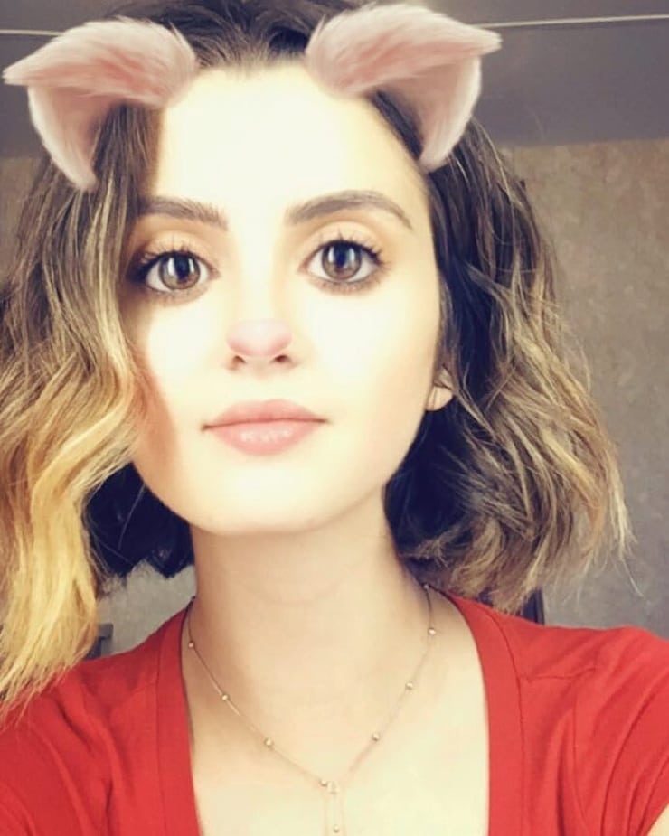 Laura Marano