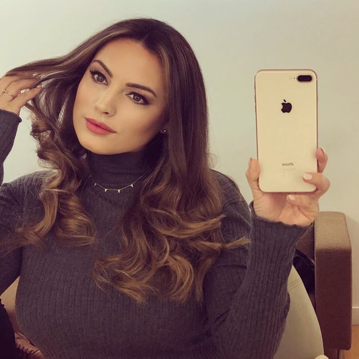 Kelly Brook