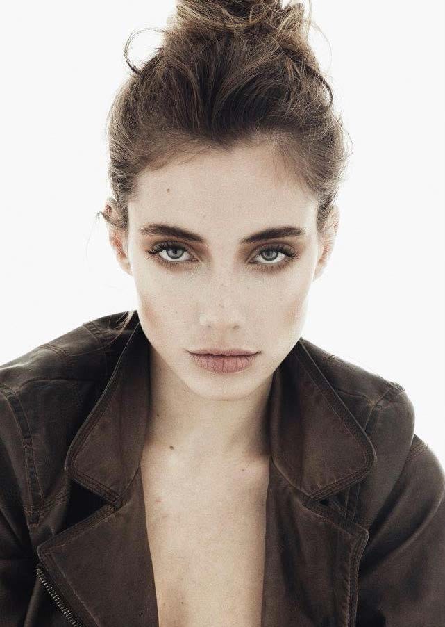 Julia Zanettini Julia Zanettini