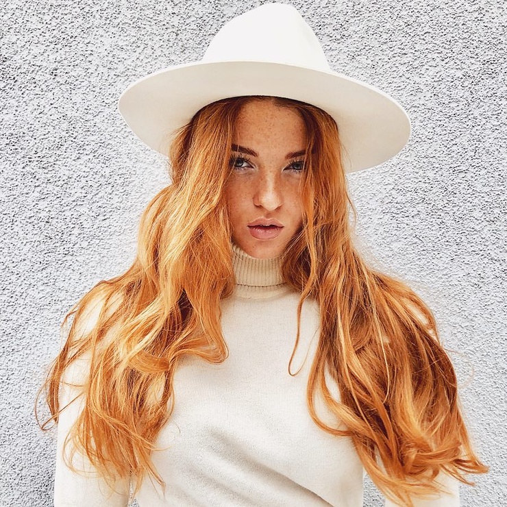 Lara Vogel Lara Vogel