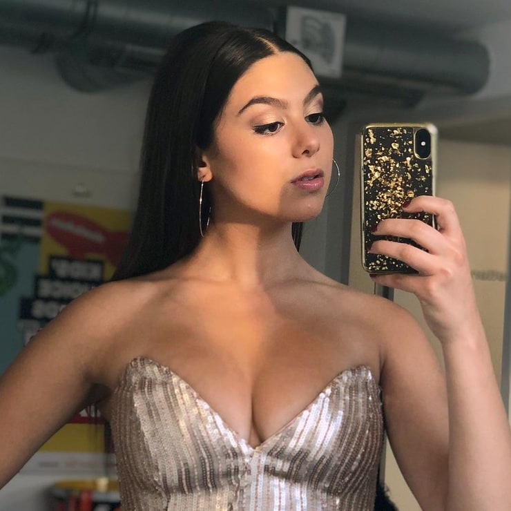 Kira Kosarin