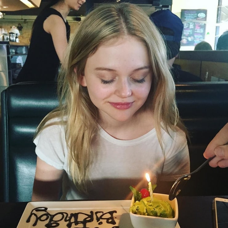 Emily Alyn Lind