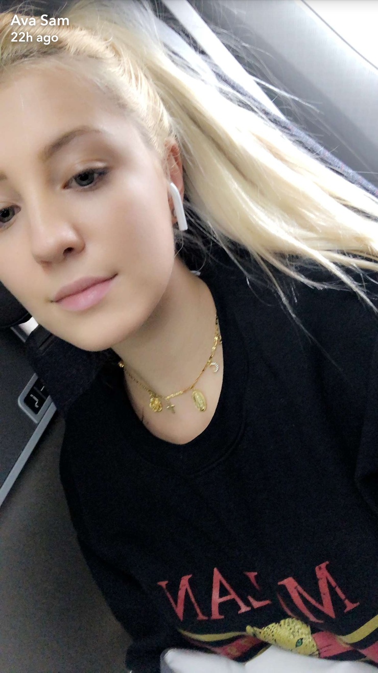 Ava Sambora