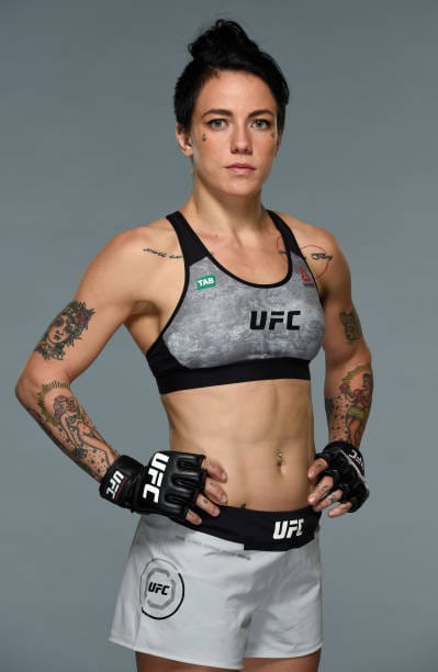 Jessica Rose Clark Р±РѕРµС†