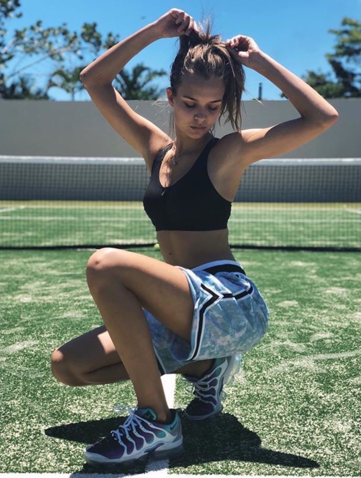 Josephine Skriver Josephine Skriver