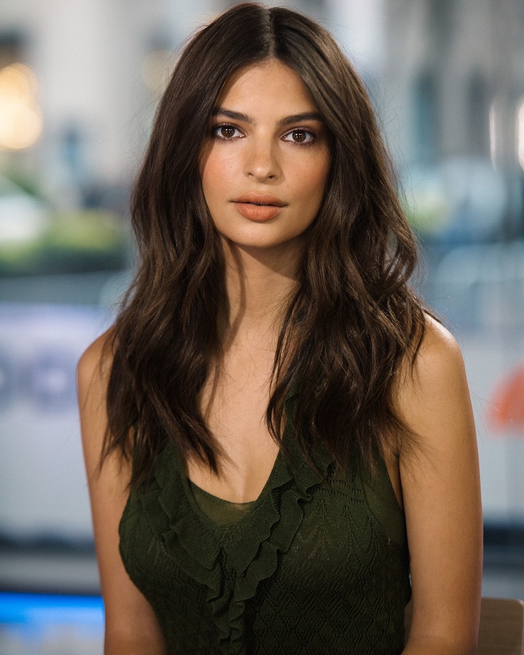 Emily Ratajkowski Emily Ratajkowski