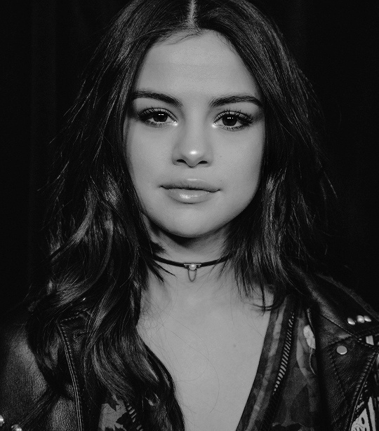 Picture Of Selena Gomez