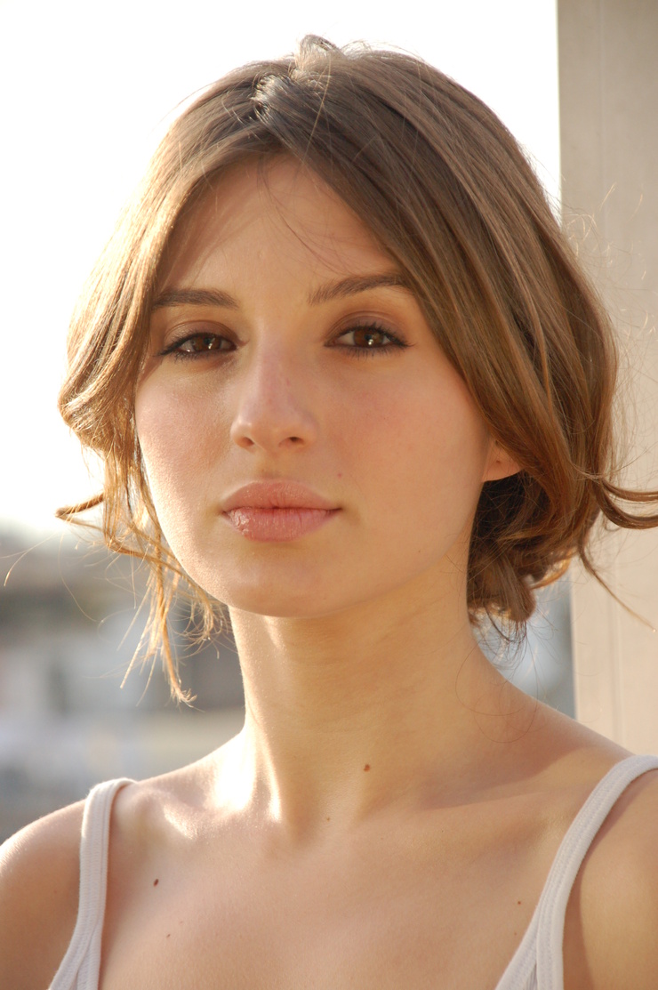 María Valverde image