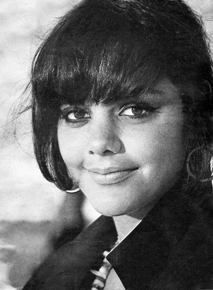 Tina Aumont Tina Aumont