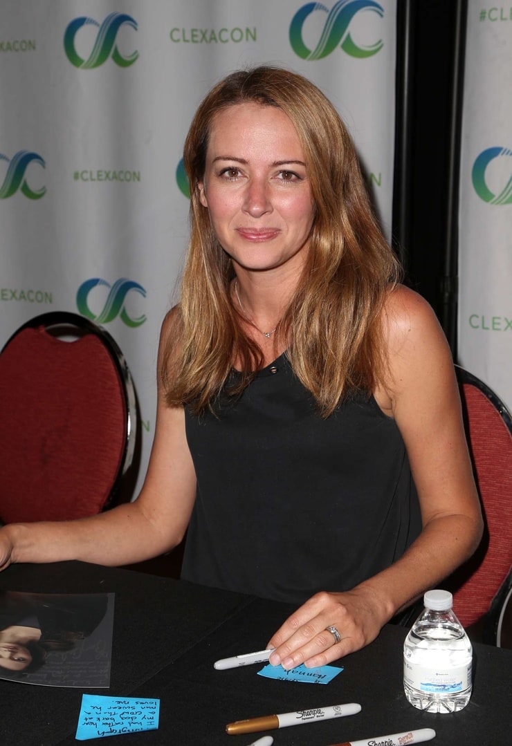 Amy Acker