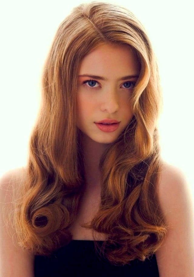 Ashlyn Pearce Ashlyn Pearce