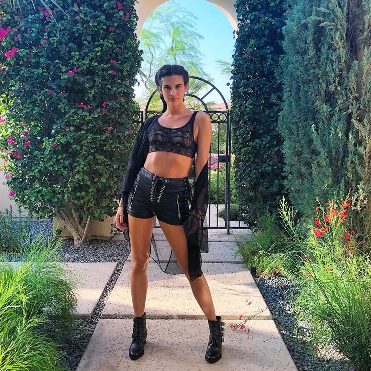 Sara Sampaio Sara Sampaio