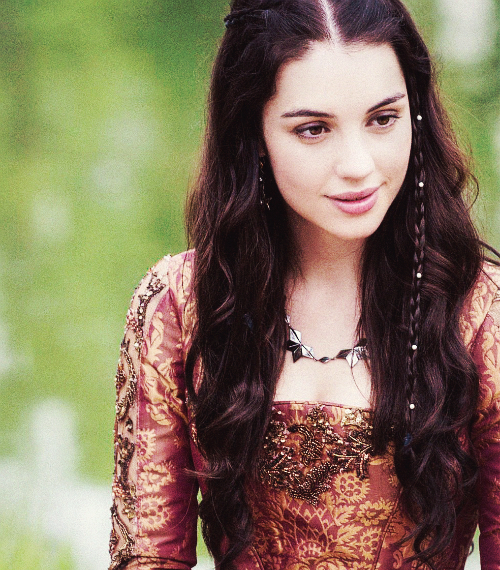 Mary Stuart (Adelaide Kane)