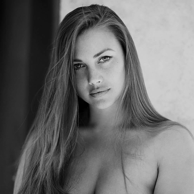 Lillias Right Lillias Right