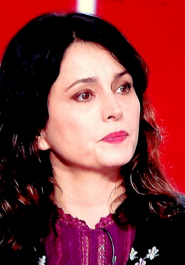 Anne Charrier