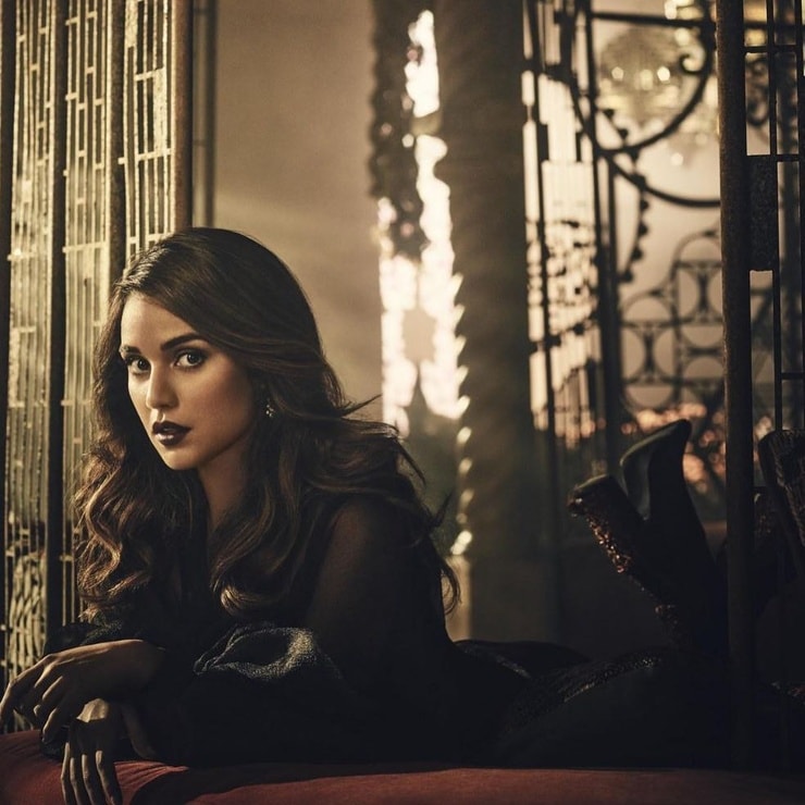 Summer Bishil Summer Bishil