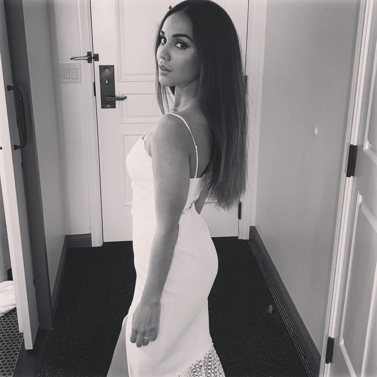 Summer Bishil Summer Bishil