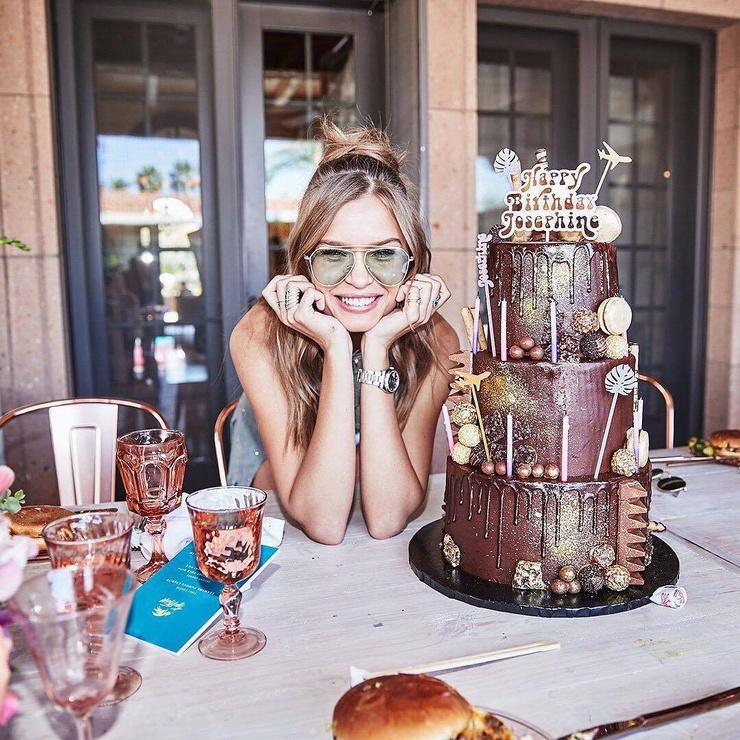 Josephine Skriver Josephine Skriver