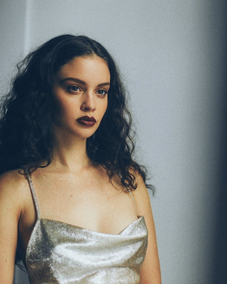 Sabrina Claudio image