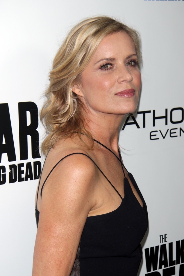 Kim Dickens el hombre sin sombra