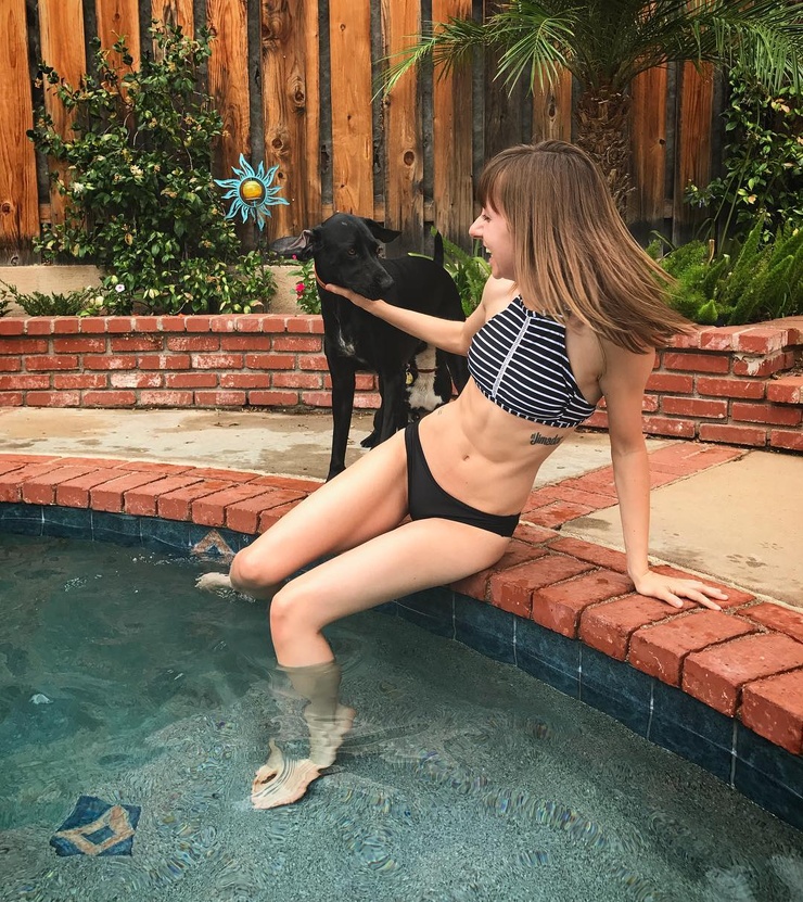 Allisyn Ashley Arm Allisyn Ashley Arm