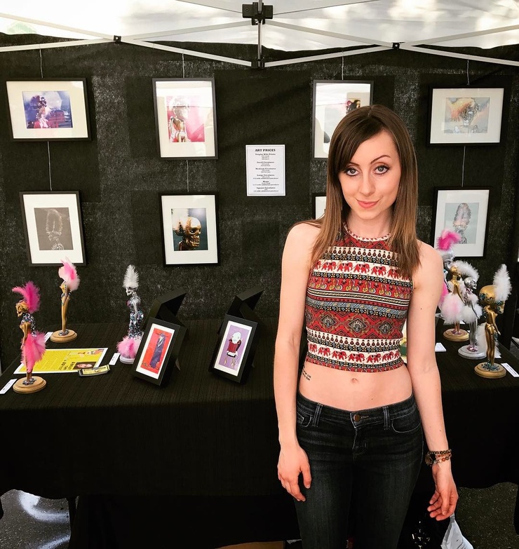 Allisyn Ashley Arm Allisyn Ashley Arm
