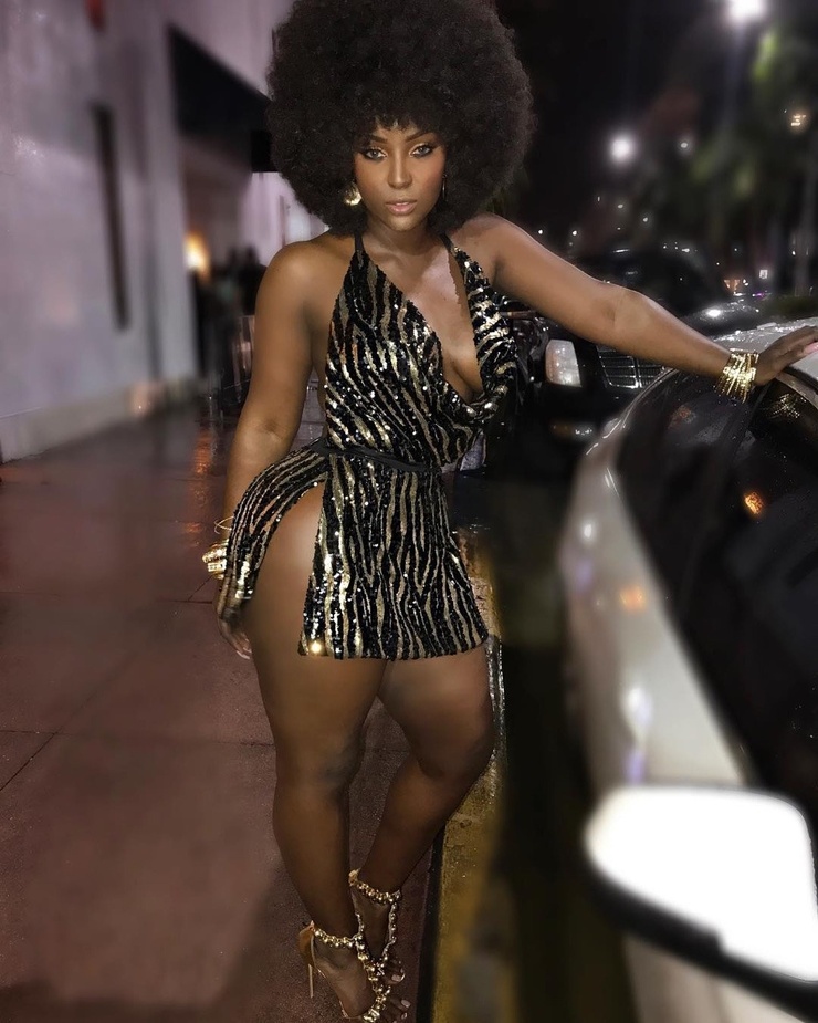 Amara La Negra