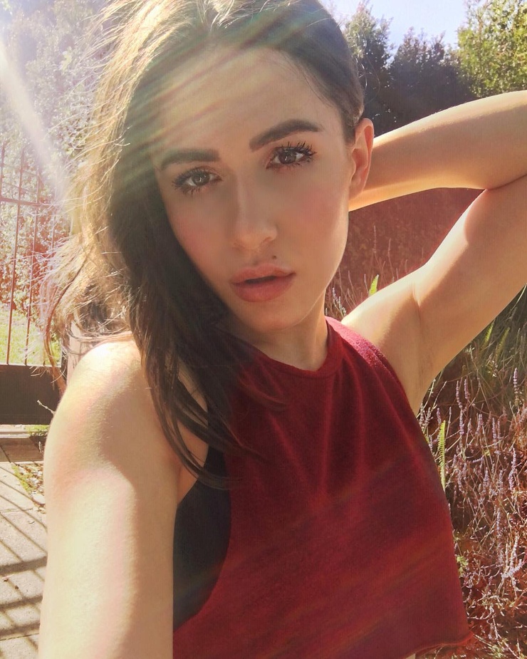 Erin Sanders