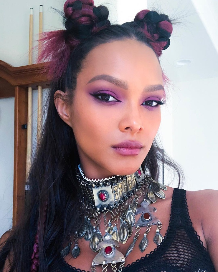 Lais Ribeiro Lais Ribeiro
