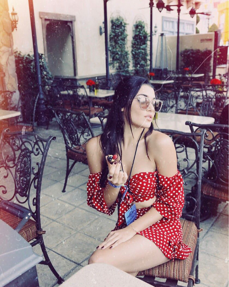Hande Erçel Hande Erçel