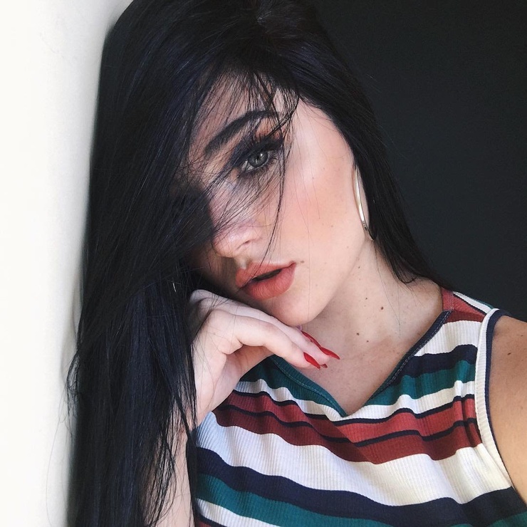 Mia Alves Mia Alves