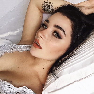 Mia Alves Mia Alves