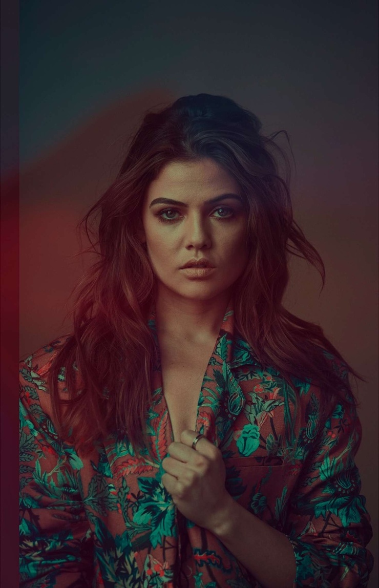 Danielle Campbell Danielle Campbell