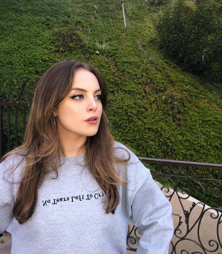 Elizabeth Gillies