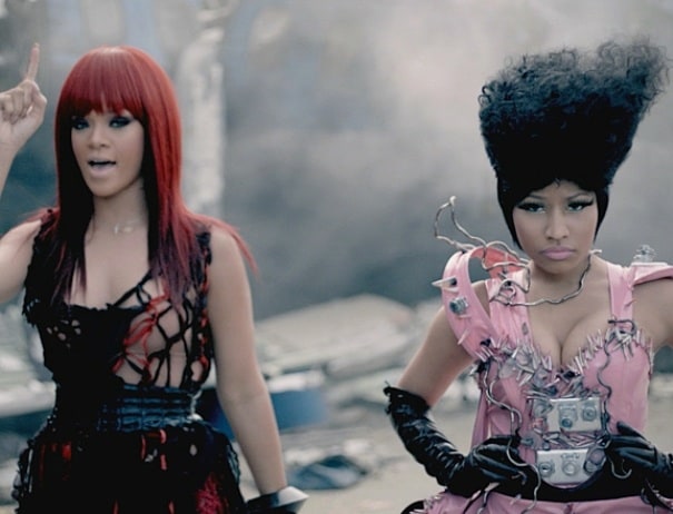 Nicki Minaj Feat. Rihanna: Fly                                  (2011)