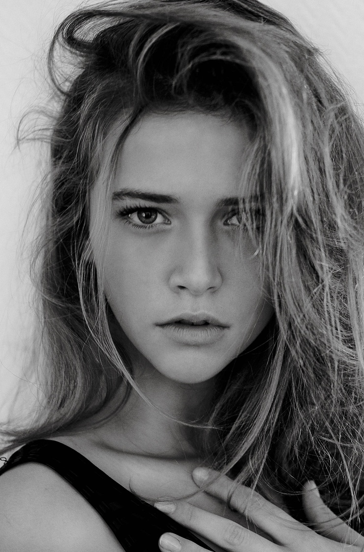 Raphaelle Dupire Raphaelle Dupire