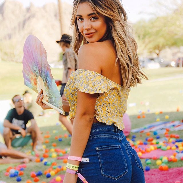 Nadia Mejia Nadia Mejia