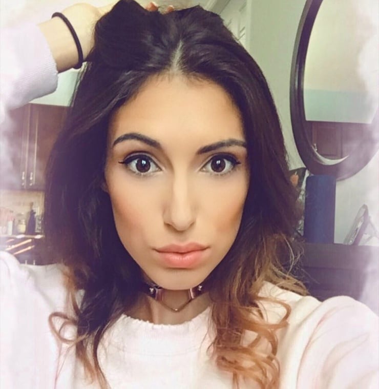 Elena Cruz