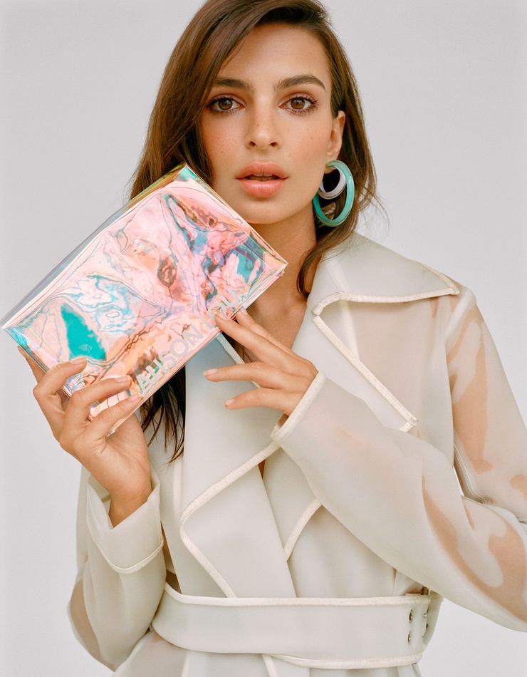 Emily Ratajkowski