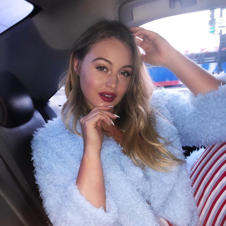 Iskra Lawrence