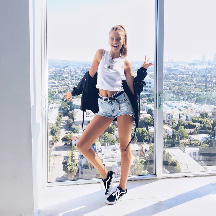 Anna Zak Anna Zak