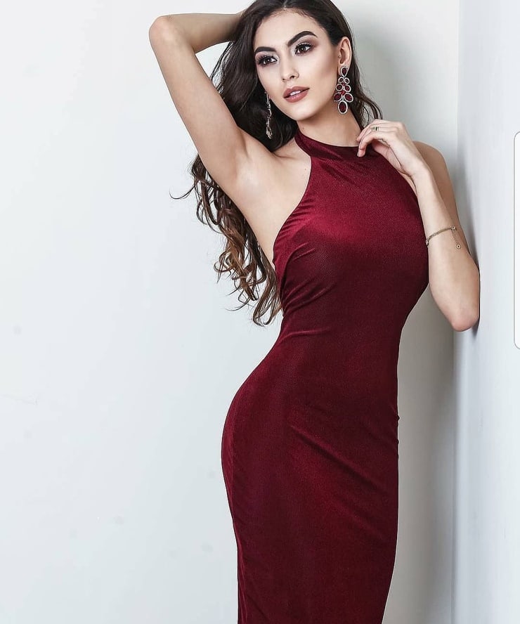 Caroline Martinelli