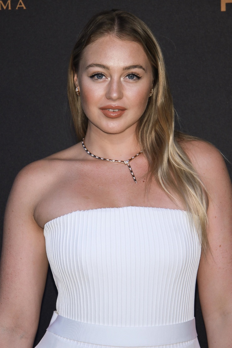 Iskra Lawrence