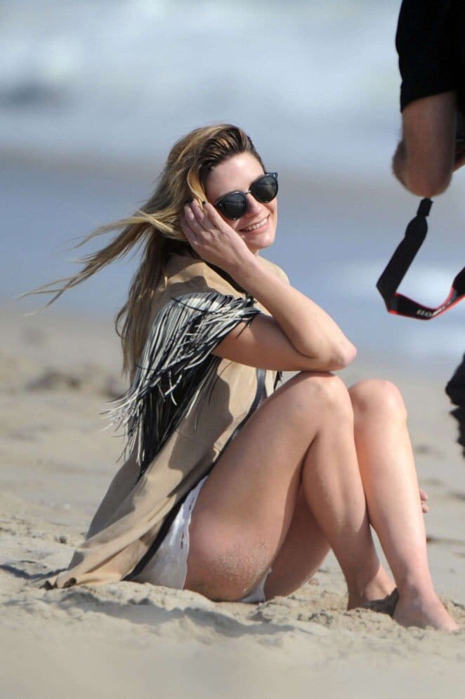 Mischa Barton Mischa Barton