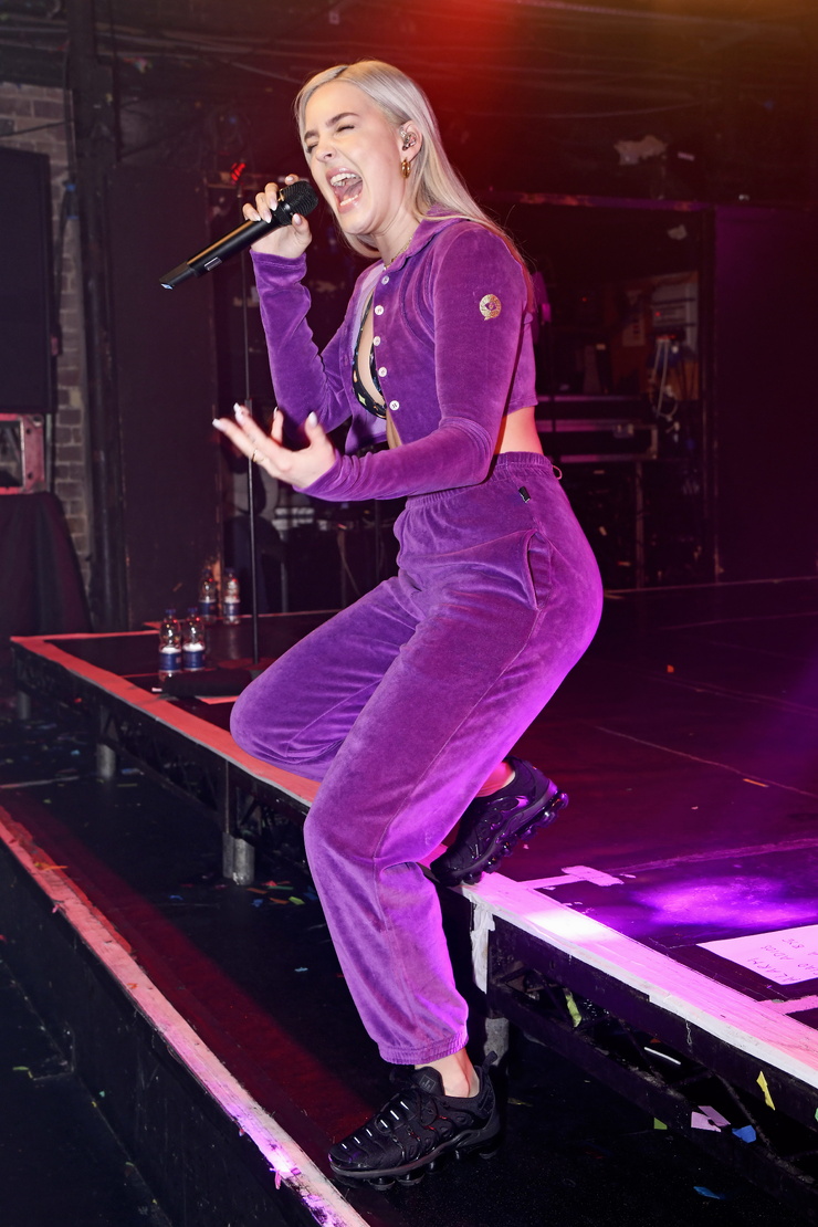 Anne-Marie