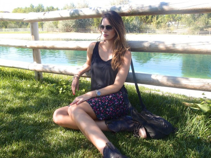 Helen Lindes Helen Lindes