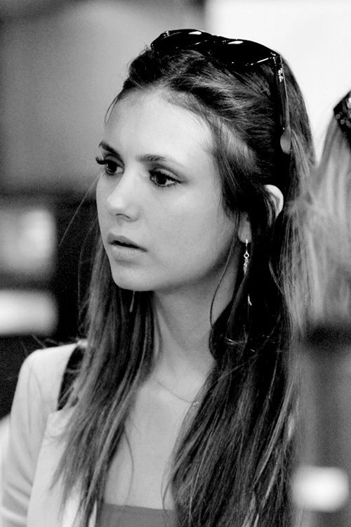 Nina Dobrev