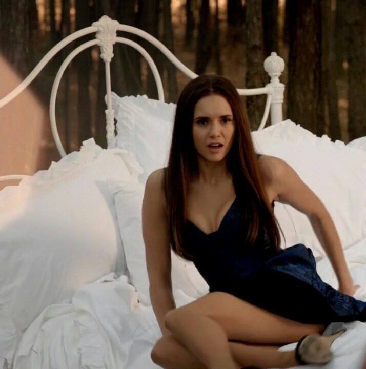 Nina Dobrev