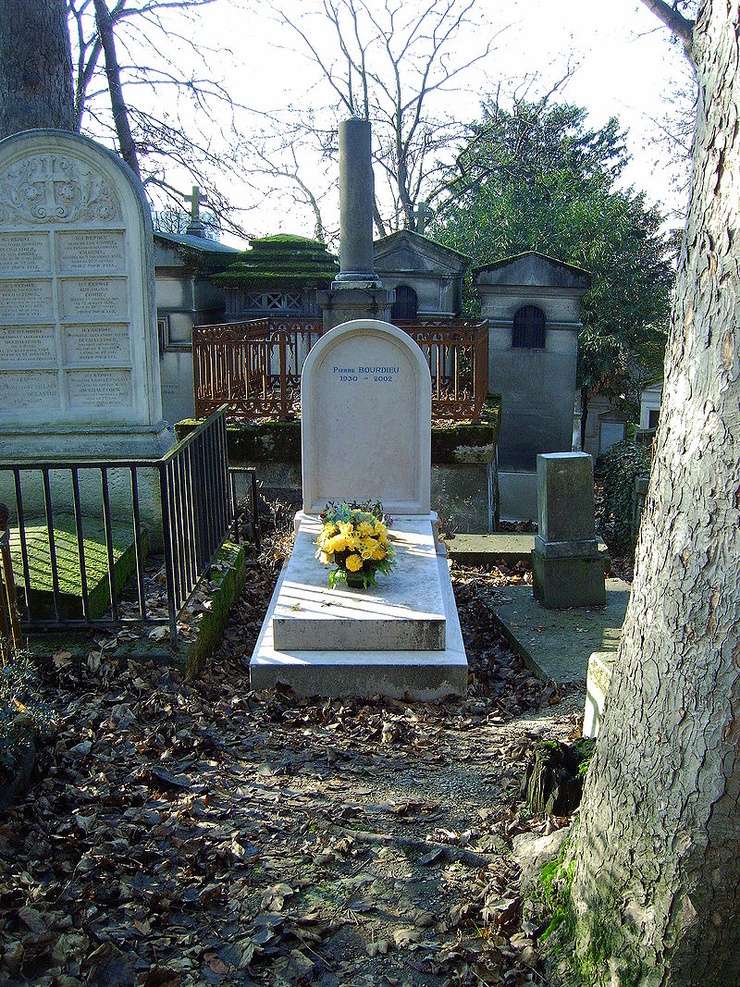 Père Lachaise Cemetery